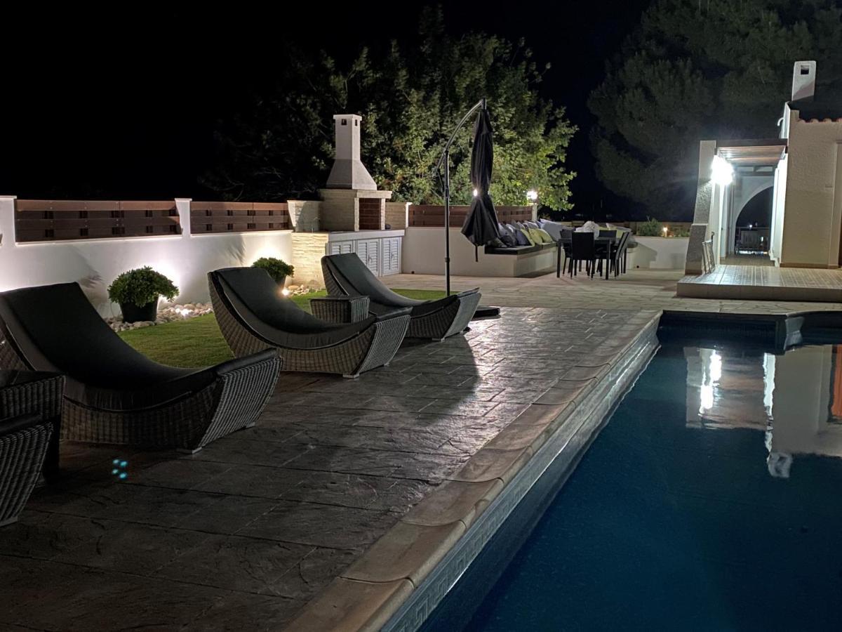 The Belvedere Villa Latchi المظهر الخارجي الصورة